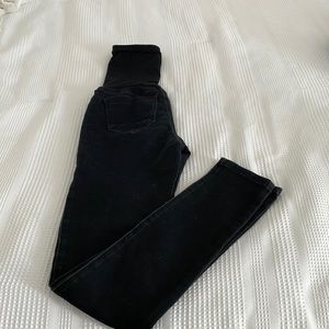 A pea in the pod maternity black jean